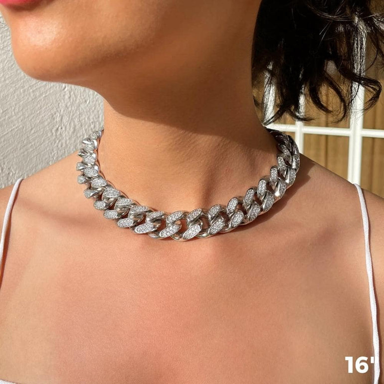 ¡EN TENDENCIA! CADENA CUBANA QUEEN MKT C