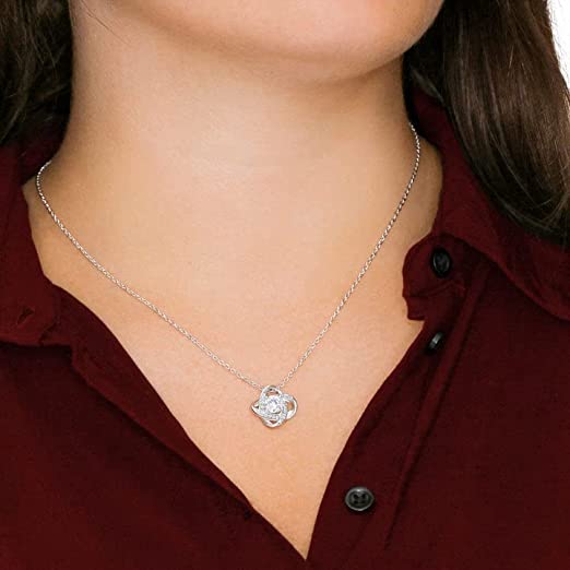 DISEÑO PREMIUM! COLLAR NUDO DE AMOR