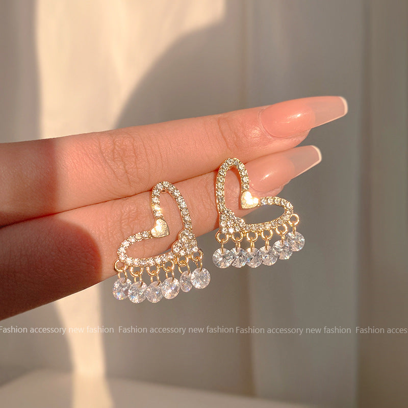 ¡PRODUCTO EN TENDENCIA! ARETES CORAZÓN DE DIAMANTE ™️