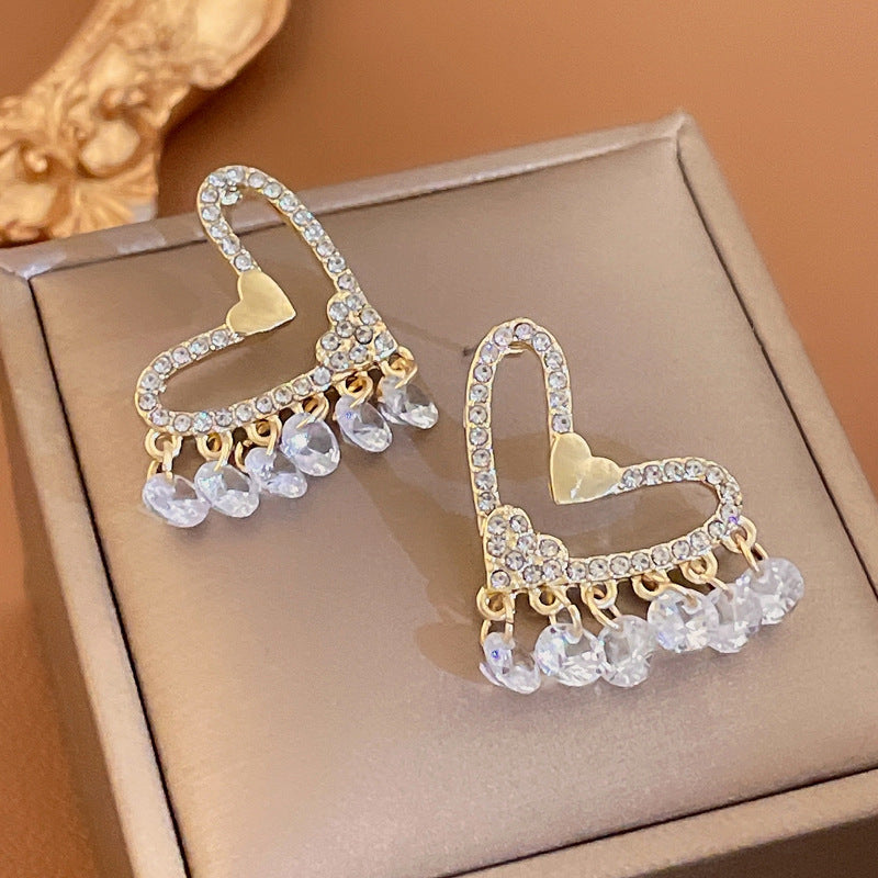 ¡PRODUCTO EN TENDENCIA! ARETES CORAZÓN DE DIAMANTE ™️
