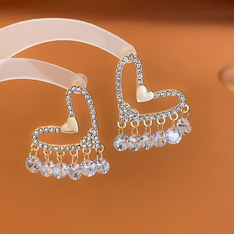 ¡PRODUCTO EN TENDENCIA! ARETES CORAZÓN DE DIAMANTE ™️