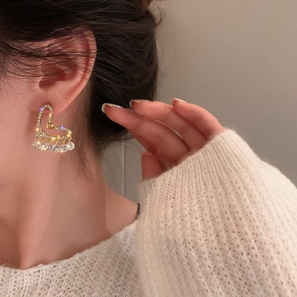 ¡PRODUCTO EN TENDENCIA! ARETES CORAZÓN DE DIAMANTE ™️